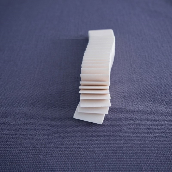 Мелок белый